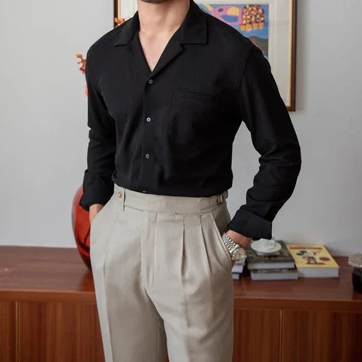 Chemise à col rabattu