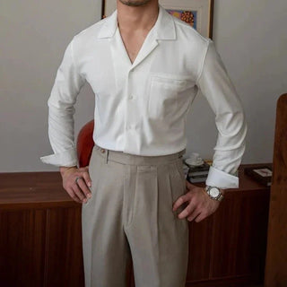 Chemise à col rabattu