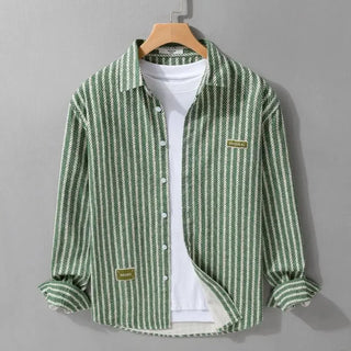Chemise jeune style à rayures et manches longues